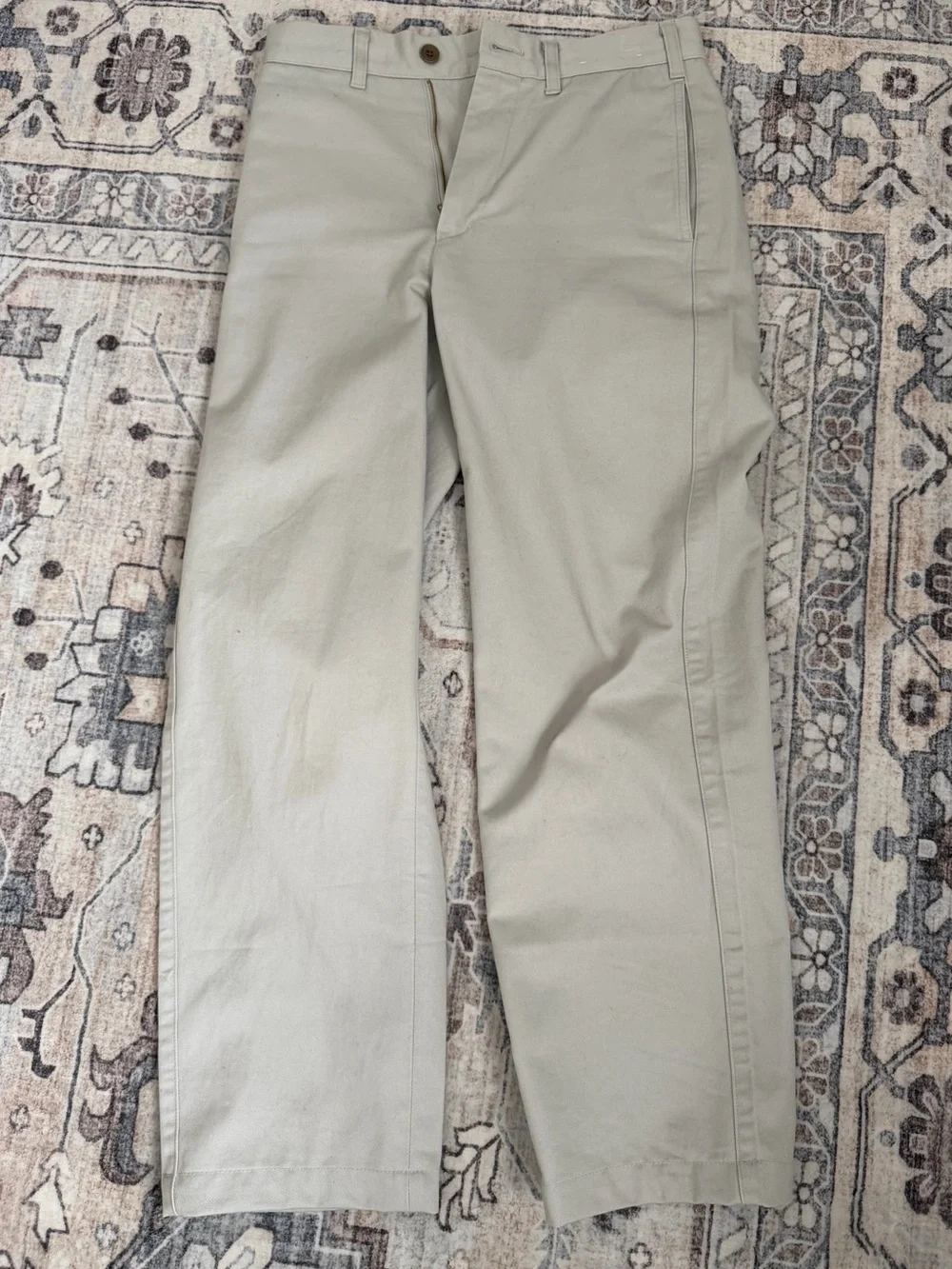 Uniqlo Men's Straight-Leg Chinos in Light Beige